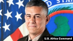 Ajajaa waraanaa gameessa Yunaayitid Isteetis kan Afriikaa Jeneraal Stefen