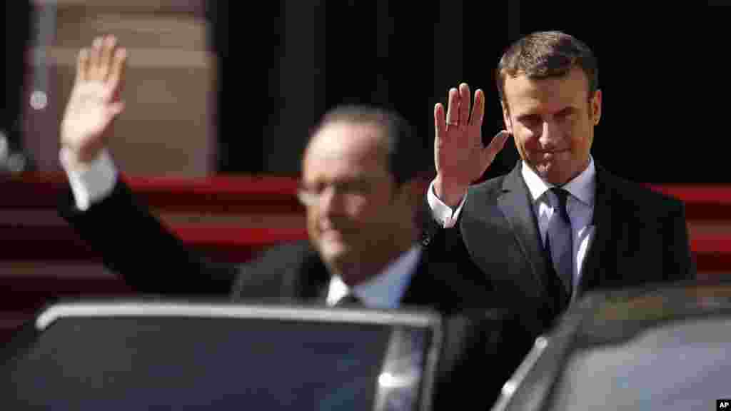 Le président sortant, François Hollande, lors de la cérémonie d&#39;investiture de Macron le 14 mai 2017 à Paris.