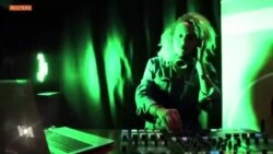 A Tunis, une école de formation de DJ réservée aux femmes