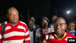 Journalist Hopewell Chin'ono and opposition leader Jacob Ngaruvhume speake to reporters after their release at Chikurubi Maximum Prison in Harare, Zimbabwe, Sept. 2, 2020. (Columbus Mavhunga/VOA)