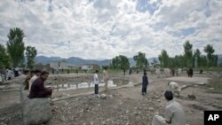 Abbottobodda Osama bin Laden yashagan hovli endi yo'q. Pokiston hukumati buyrug'i bilan buzib tashlandi. 