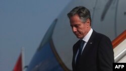 Во соопштениeто од Стејт департментот се вели дека „одговорните за нападите врз Косовските сили (КФОР), меѓународните мировни сили предводени од НАТО на Косово, треба да бидат повикани на одговорност“