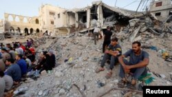 فلسطینی ها در مراسم نماز عید قربان در خان یونس