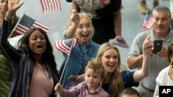Naturalization ceremonies at a U.S. Citizenship and Immigration Services (USCIS) ceremony in Los Angeles, Sept. 20, 2017. 