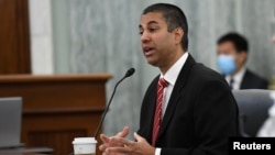 资料照片：美国联邦通讯委员会主席帕伊在参议院作证。(2020年6月24日)