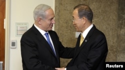 Sekjen PBB Ban Ki-moon bertemu PM Israel Benjamin Netanyahu di Yerusalem, Selasa (20/11). 
