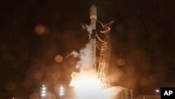 لحظۀ پرتاب تلسکوپ سفیرکس به فضا