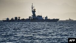 이스라엘 해군이 26일 이스라엘 남부 항구 도시 엘리엇 연안 홍해에서 순찰을 하고 있다.