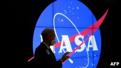 Administrator NASA Bill Nelson di kantor Pusat Penerbangan Antariksa Goddard Space NASA di Greenbelt, Maryland, 5 November 2021.