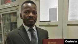 Issau Agostinho pronto para defender a tese de doutorado