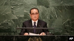 朝鲜前外务相李洙墉（资料图片）