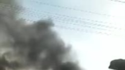 Un minibus incendié à Lubumbashi (vidéo)